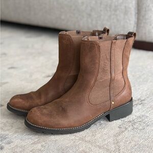 Clarks Brown Leather Chelsea Ankle Boots Low Heel Comfort